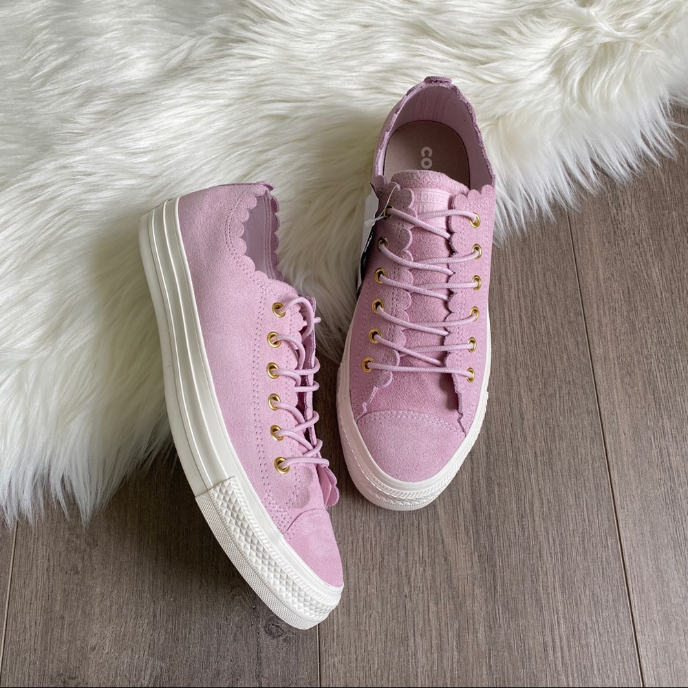 NWT Converse Chuck Taylor All Star Low Top - Picture 6 of 6
